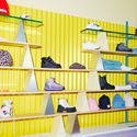 Moniker Store / Snøhetta - Shelving