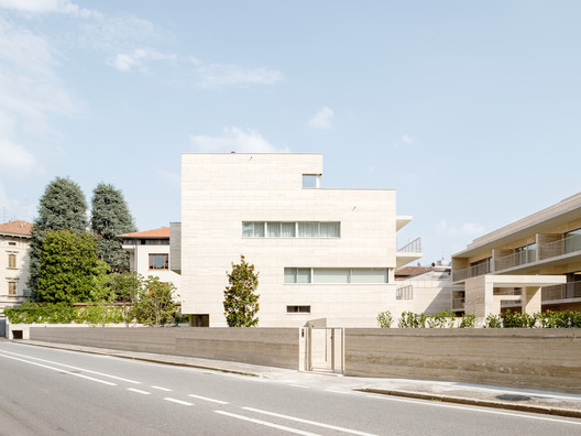 Residencial Complex in Gallarate / Álvaro Siza + COR Arquitectos Residencial Complex in Gallarate / Álvaro Siza + COR Arquitectos - Exterior Photography