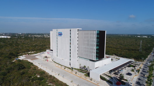 Hospital Faro del Mayab / Grupo Arquidecture - Fotografía exterior