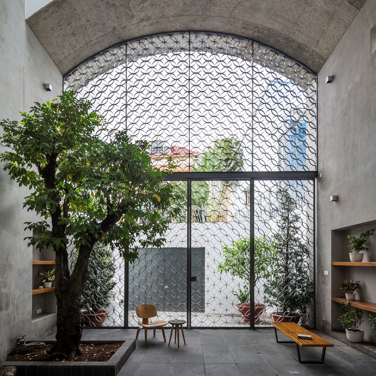 越南三拱住宅 / Sanuki Daisuke architects   - 更多图片