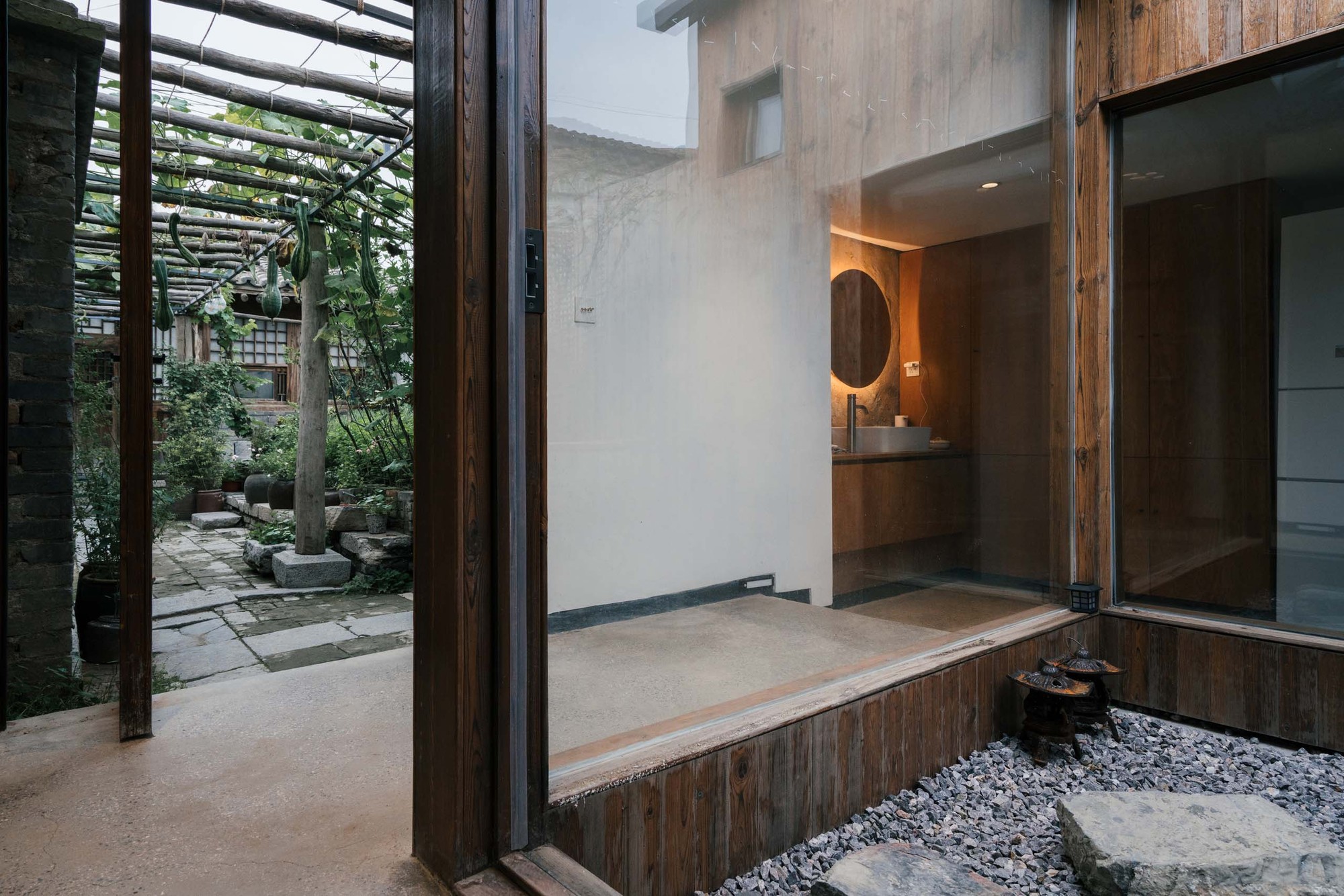 Gallery of House of Passages / Chaoffice 20