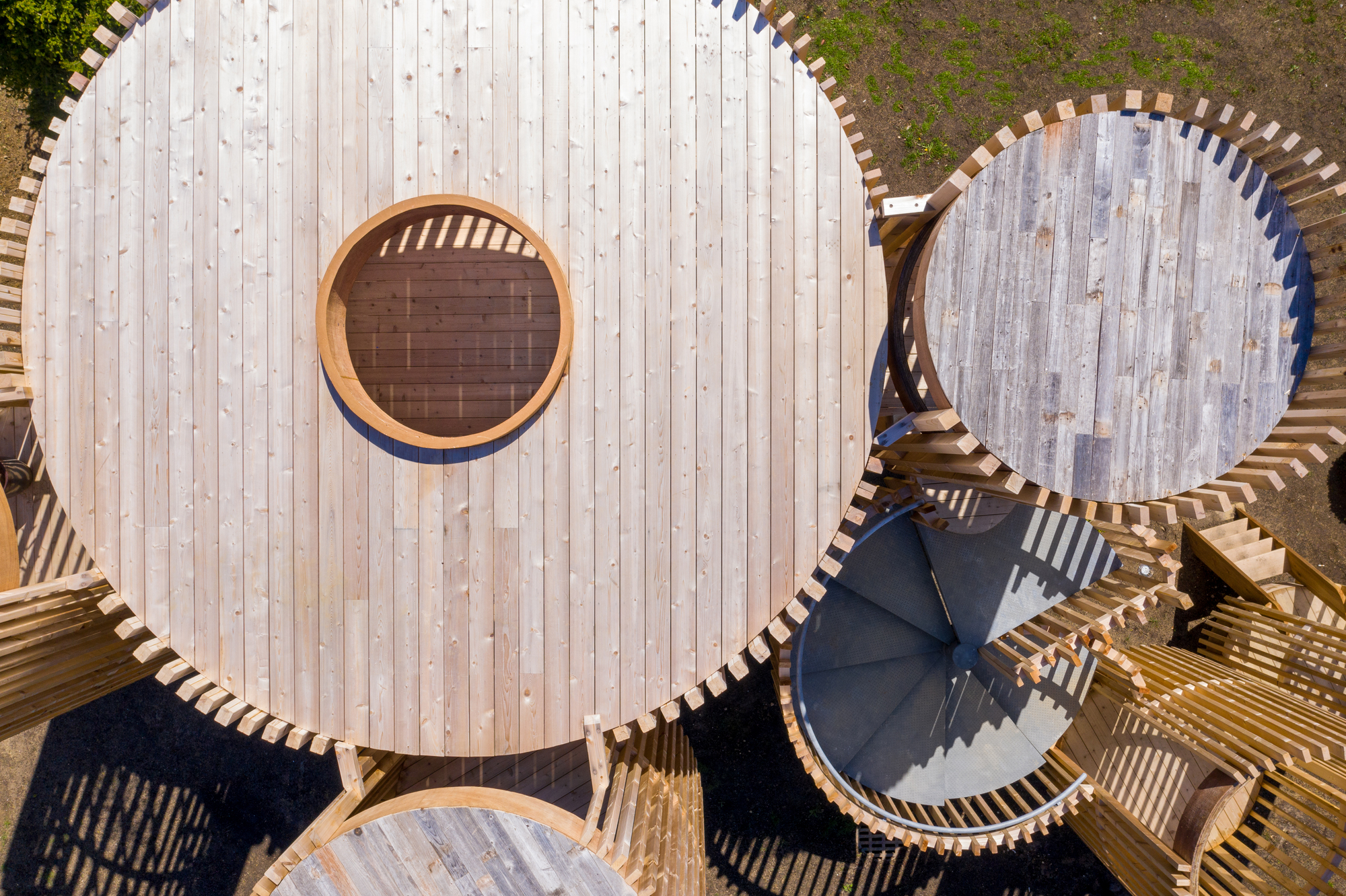 Galería de Pabellón outside-in / Valerie Schweitzer Architects - 8