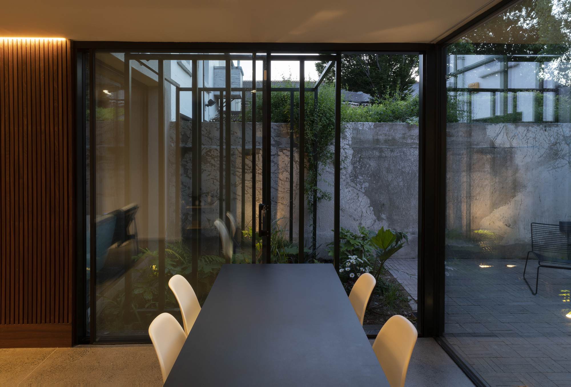 Gallery of Portobello House / Scullion Architects 6
