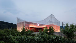 Spyder Haven Store / Betwin Space Design