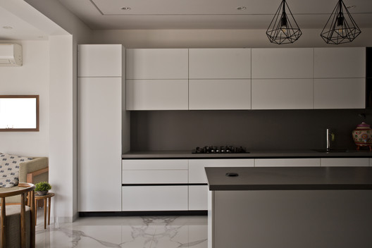 Mangalam Minimal House / JGP Consultants Mangalam Minimal House / JGP Consultants - Interior Photography, Kitchen, Countertop