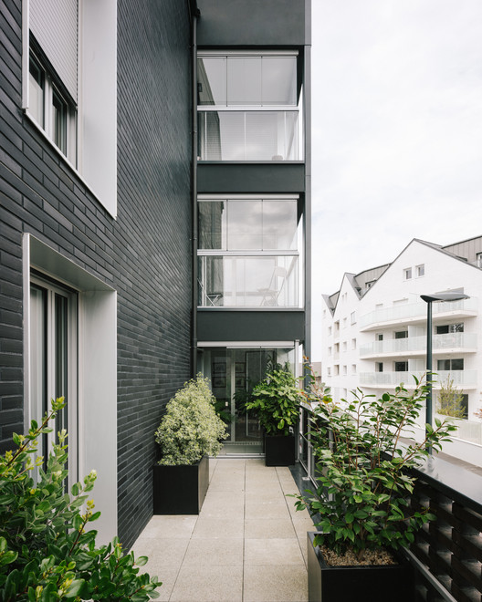 12 Housing Units / a/LTA - Exterior Photography, Facade