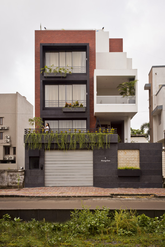 Mangalam Minimal House / JGP Consultants Mangalam Minimal House / JGP Consultants - Exterior Photography, Facade