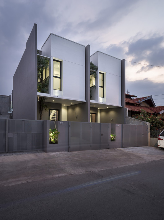 R Micro Housing / Simple Projects Architecture R Micro Housing / Simple Projects Architecture - Exterior Photography, Facade
