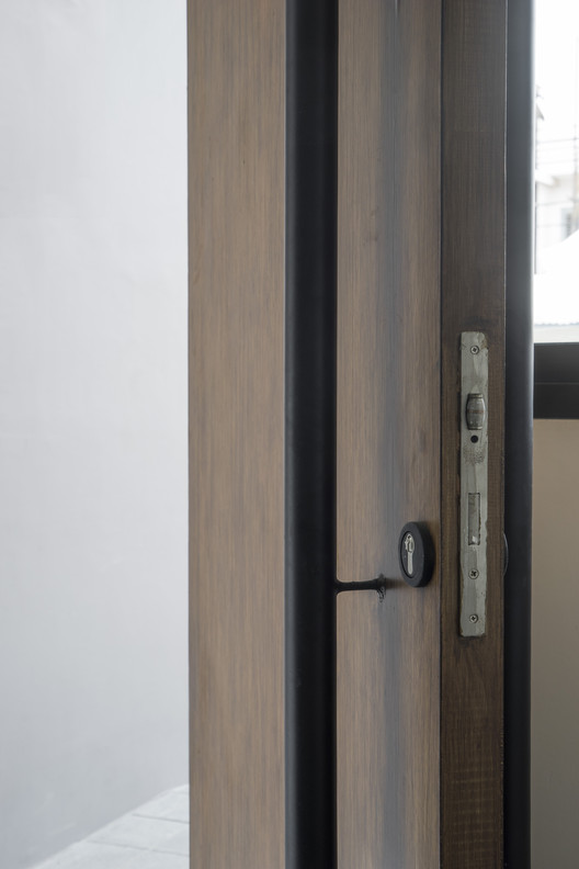 R Micro Housing / Simple Projects Architecture R Micro Housing / Simple Projects Architecture - Interior Photography, Door