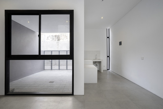 R Micro Housing / Simple Projects Architecture R Micro Housing / Simple Projects Architecture - Interior Photography, Windows