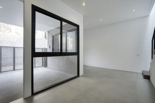 R Micro Housing / Simple Projects Architecture R Micro Housing / Simple Projects Architecture - Interior Photography, Glass
