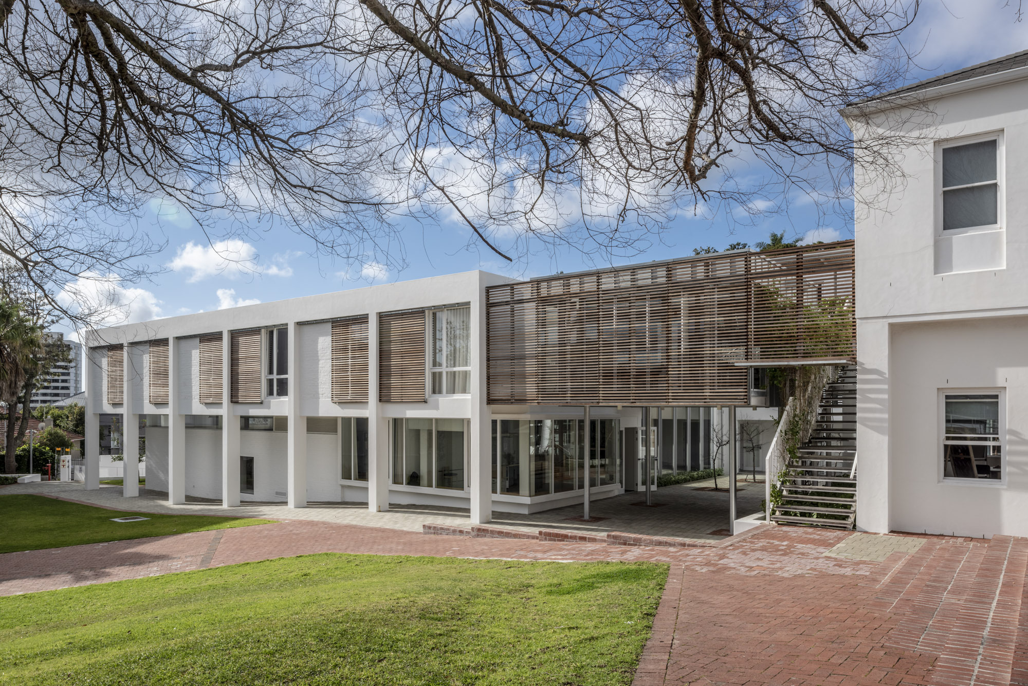 Gallery of Herschel Atrium Extension / KLG Architects - 2