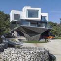 Building History: Croatia's Secluded Homes Rethinking Tradition - Image 2 of 4