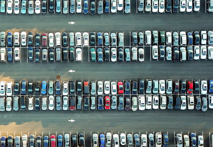 Unparking the city: we need to rethink public parking - Featured Image