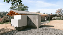 House in Los Angeles 1 Art Studio and Residential Compound / The LADG