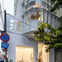 a 36 - Coffee Shop & Home: Nh&agrave; l&ocirc; g&oacute;c phố 2 mặt tiền đẹp nổi bật khu phố
