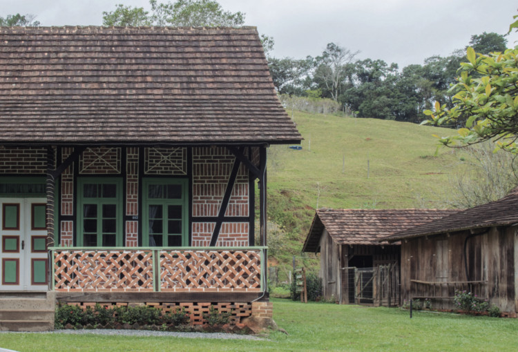 Proyecto Luminar lanza aplicación, libros y mapas de barrios declarados patrimonio por el Iphan en Santa Catarina - Más Imágenes