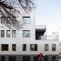 2016 West Rice Residences  / Vladimir Radutny Architects  - Exterior Photography, Windows, Facade