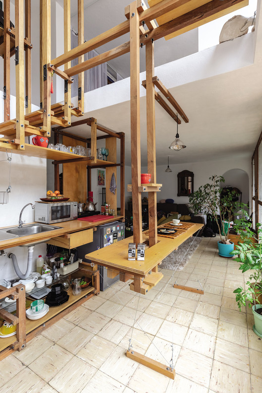 The Cave of the Mini Beast / La Cabina de la Curiosidad + Marie Combette + Daniel Moreno Flores - Interior Photography, Kitchen