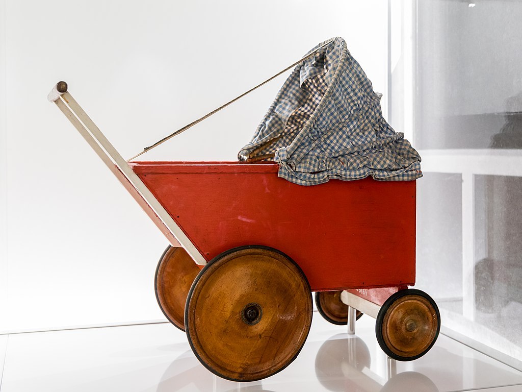 Gallery of Children's Scale A Brief History of Kid's Furniture 5