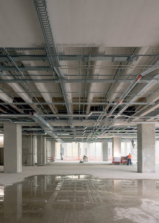 Displacements: The Transnational Work of Jasper Architects, by Bisman Ediciones Displacements: The Transnational Work of Jasper Architects, by Bisman Ediciones - Image 84 of 103