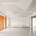 Escuela OCP Group / Tarik Zoubdi Architecte + Moubir Benchekroun Architect - Fotografía interior, Ampliación