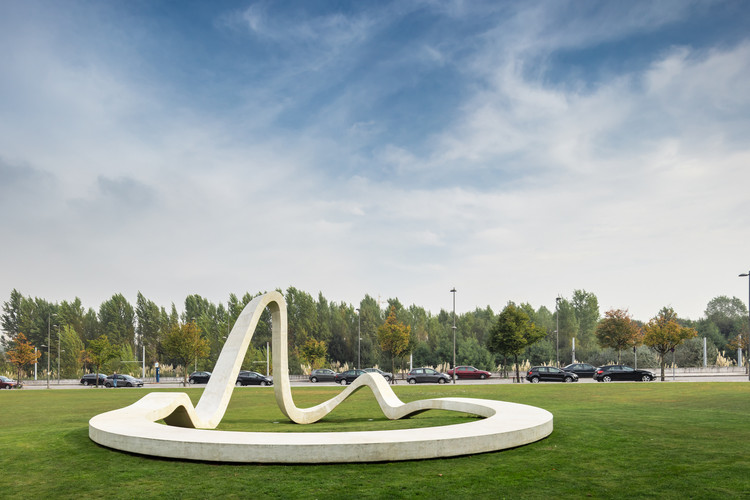 公共空间与人体尺度，5 KM/小时行驶速度中的城市 - 3 的图像 29