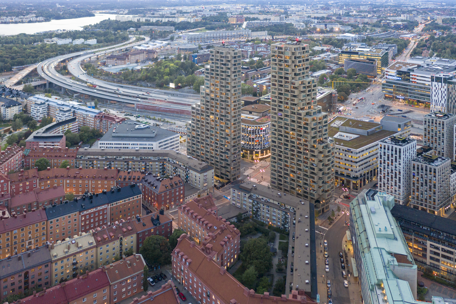 gallery-of-oma-reinier-de-graaf-s-residential-towers-norra-tornen