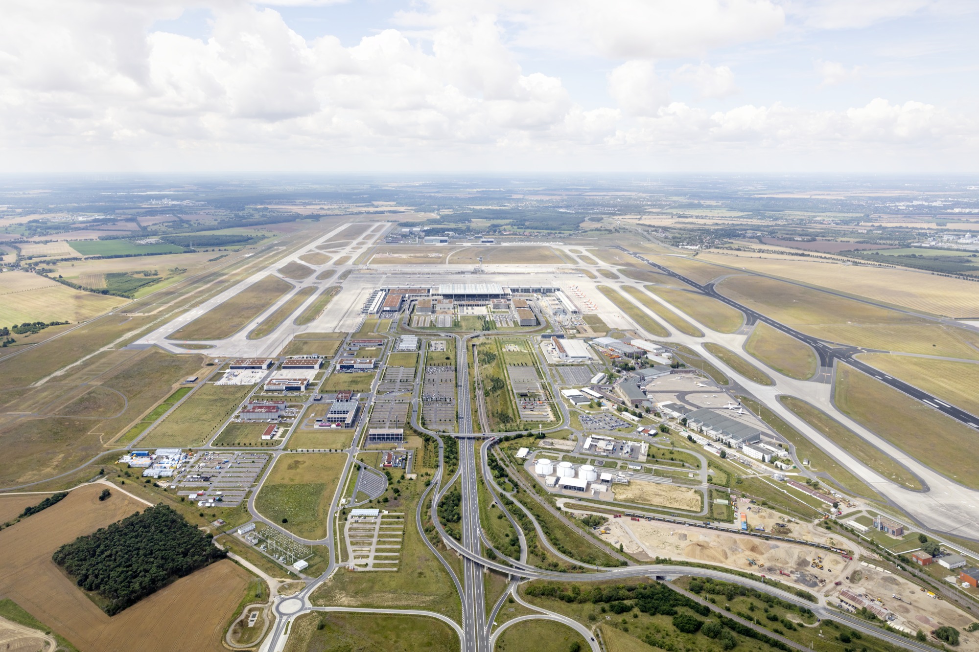 Gallery of Berlin Brandenburg Airport Willy Brandt / gmp Architects 8