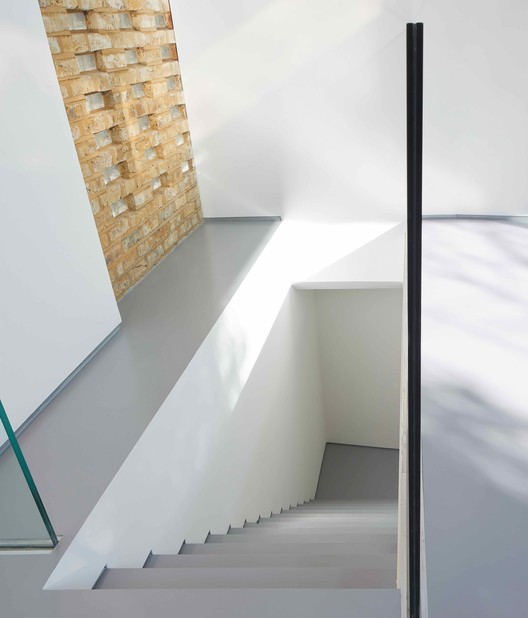 10 Redmans Road House / Alan Power Architects Ltd 10 Redmans Road House / Alan Power Architects Ltd - Interior Photography, Stairs