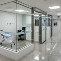 Hospital e Maternidade Santa Maria / ARQLAB - Fotografia de Interiores, Vidro