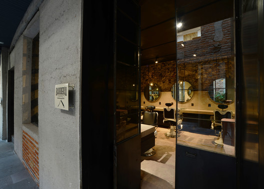 Capital Barber Shop / BBL Arquitectos - Interior Photography, Bathroom