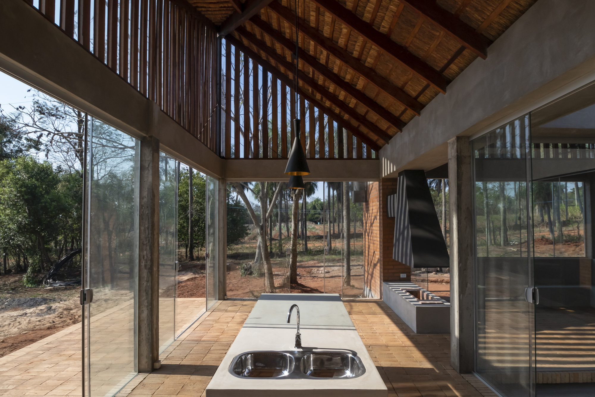 Ita Ranch Gallery of Hay Ranch House in Ita / Cinco Patas al Gato + Biocons ...