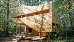 Wooden House  / locallll + SUPHASIDH