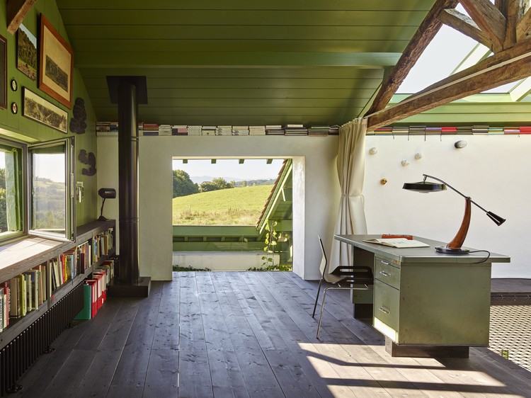 Hourré House  / Collectif Encore - Interior Photography, Windows, Beam