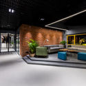 Alembic Real Estate and Paushak Workspace / The Crossboundaries - Interior Photography, Cowork Interiors, Chair