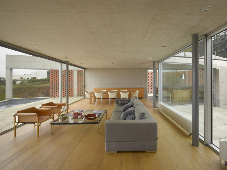 Casa roja / Panorama Arquitectos + dRN Arquitectos - Fotografía interior, Sala de estar