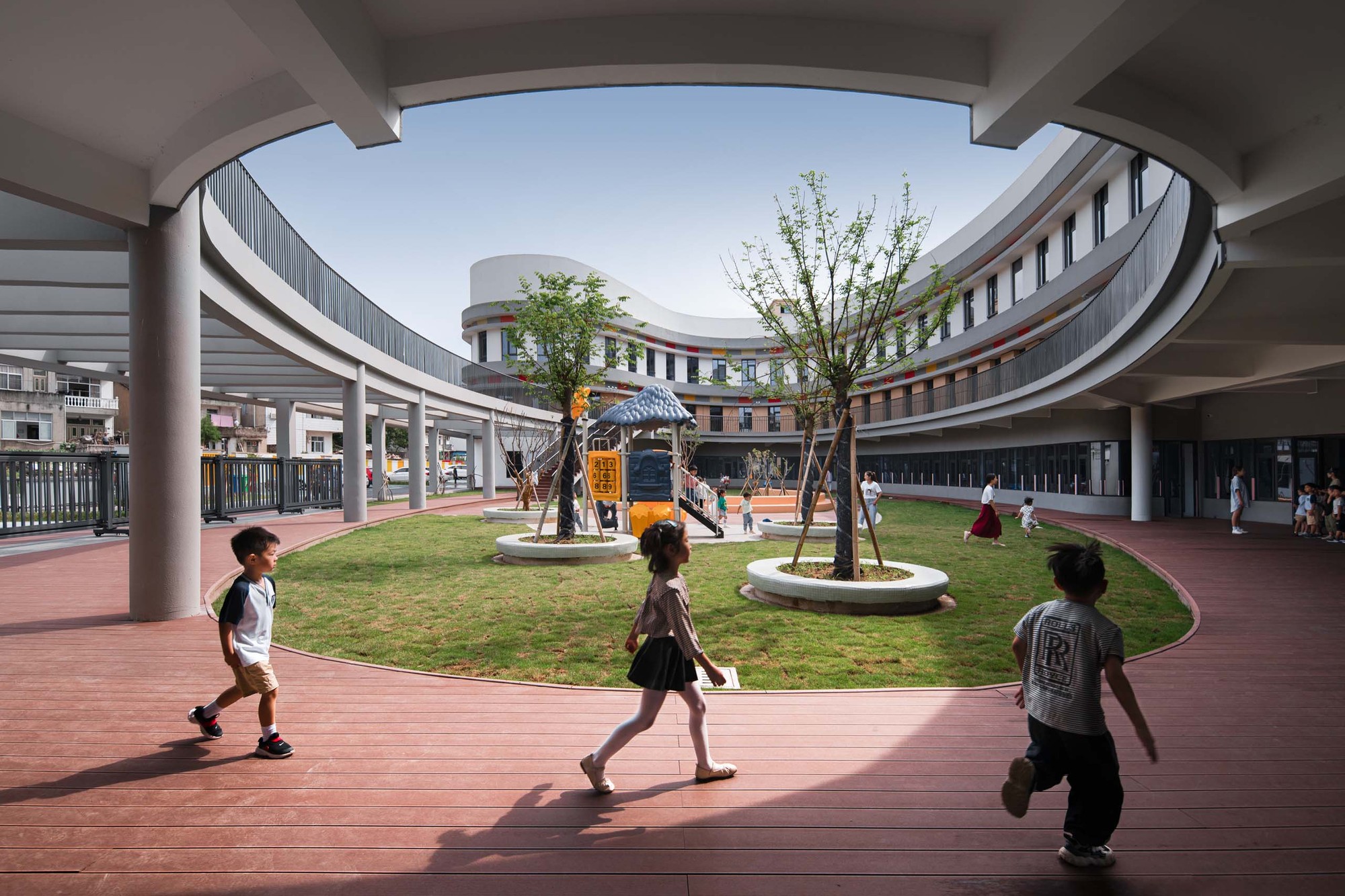 Gallery of Sanmen Jiantiao Dafu Kindergarten / Think Logic Design - 18