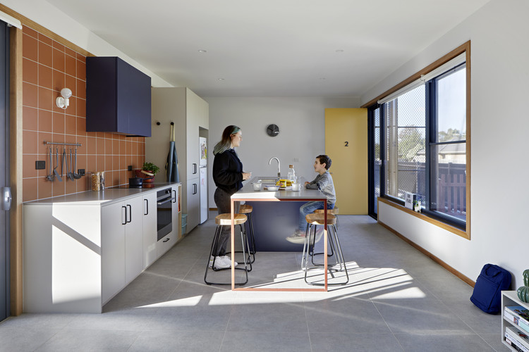 Wayss Youth Transition Hub / BENT Architecture - Interior Photography, Kitchen, Table, Windows, Chair
