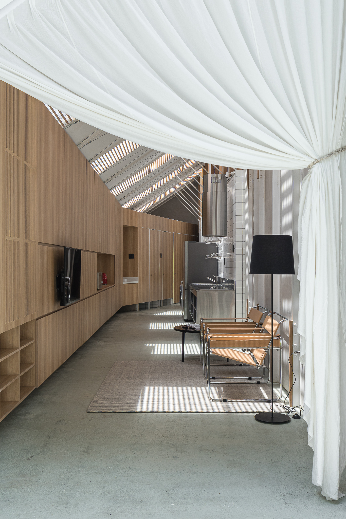 Gallery of 303 House / Sawadeesign Studio - 30