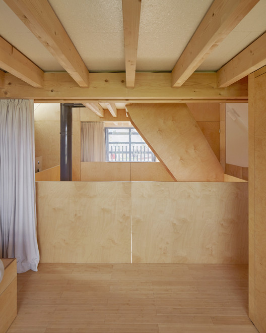 The House Between the Walls / arba - Interior Photography