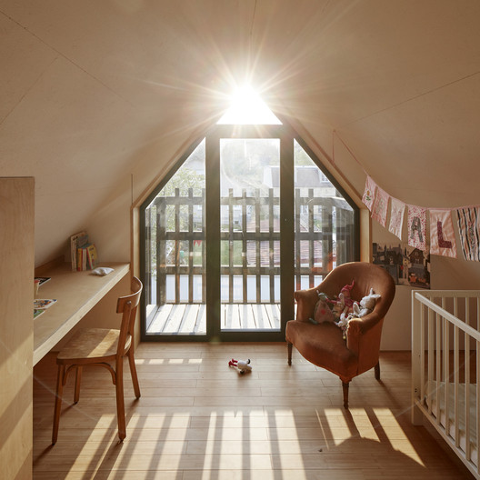 The House Between the Walls / arba - Interior Photography, Stairs