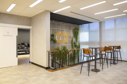 Escritório Winnin Desenvolvimento de Software  / Nop Arquitetura - Fotografia de Interiores, Cadeira, Mesa