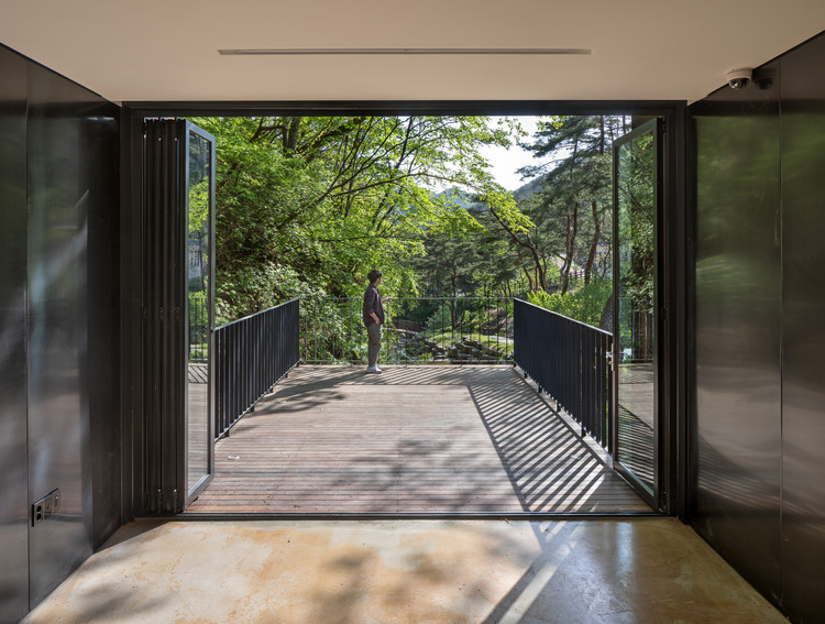 Wellness Center / D.LIM architects - Interior Photography, Handrail