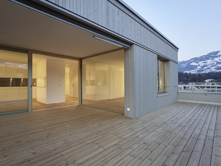 Residential Building Gartenstrasse  / Durrer Architekten - Exterior Photography, Windows, Facade, Beam, Deck