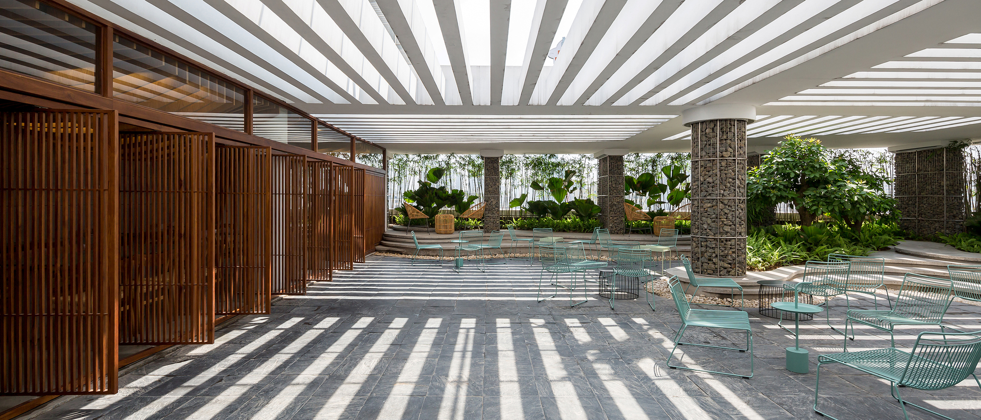 Gallery of GHTK Interior Office / iplus Architecture - 3