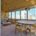 Escritório Prisma Capital / Studio L Arquitetura - Fotografia de Interiores, Sala de Jantar, Mesa, Janela, Cadeira