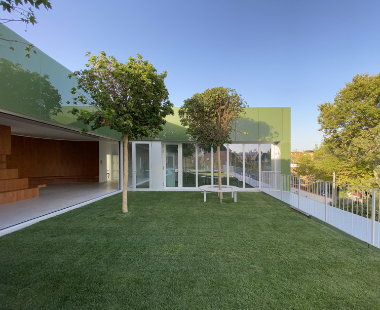 Brains 学校 / De Lapuerta Campo 联合建筑师事务所 - 建筑图, 中小学校, 表皮