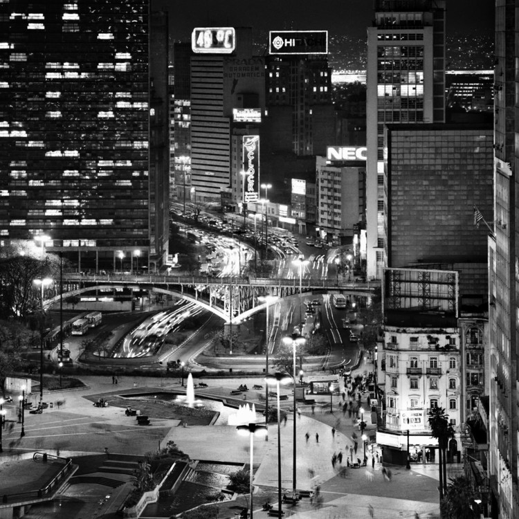 Viaduto do Chá e arredores. Arte/Cidade 2: A Cidade e seus Fluxos. Fotógrafo: Nelson Kon