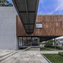 Brazilian Houses: 11 Interventions in Pre-existing Buildings - Image 2 of 4